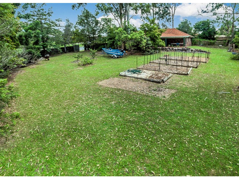 2 McIllwraith Road, Joyner QLD 4500