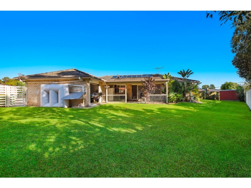 7 Blue Mountain Crescent, Warner QLD 4500