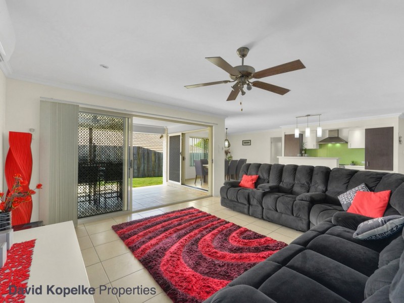 15 Barambah Circuit, Warner QLD 4500