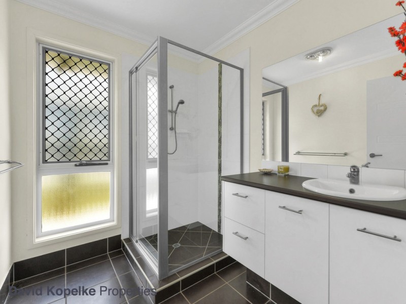 15 Barambah Circuit, Warner QLD 4500