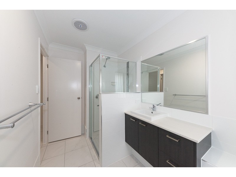 43 Creekview Court, Lawnton QLD 4501