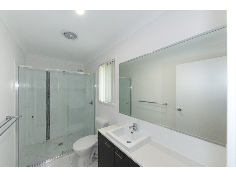 43 Creekview Court, Lawnton QLD 4501