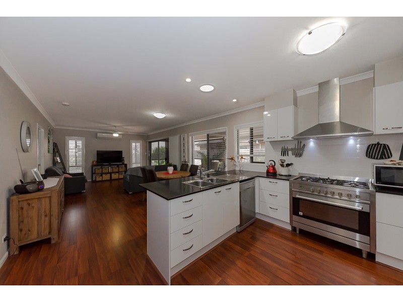 6 St Helen Crescent, Warner QLD 4500