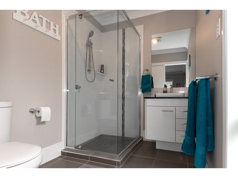 6 St Helen Crescent, Warner QLD 4500