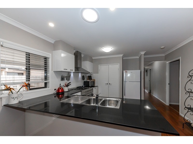 6 St Helen Crescent, Warner QLD 4500