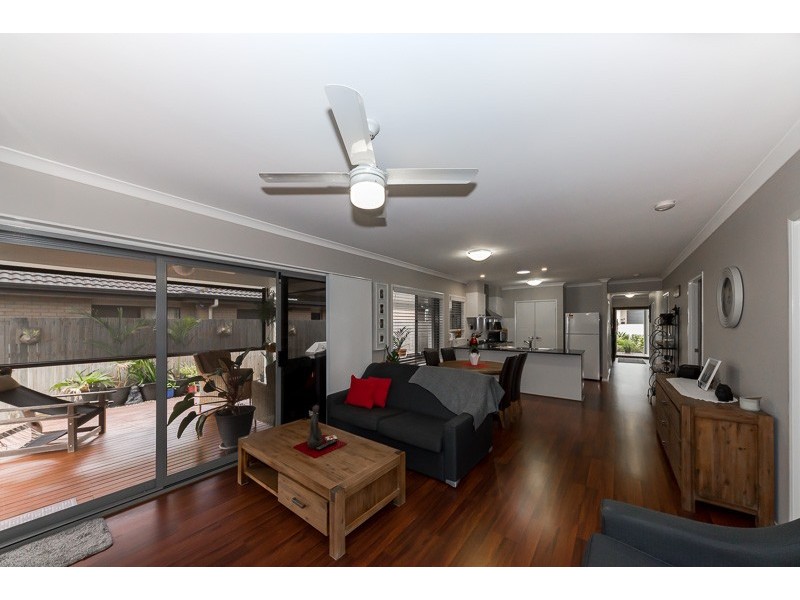 6 St Helen Crescent, Warner QLD 4500