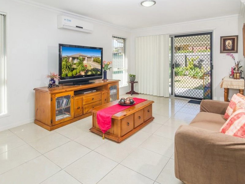 14 Castlewellan Circuit, Warner QLD 4500