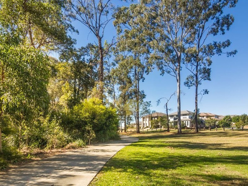 14 Castlewellan Circuit, Warner QLD 4500
