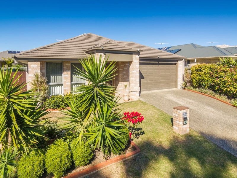 14 Castlewellan Circuit, Warner QLD 4500