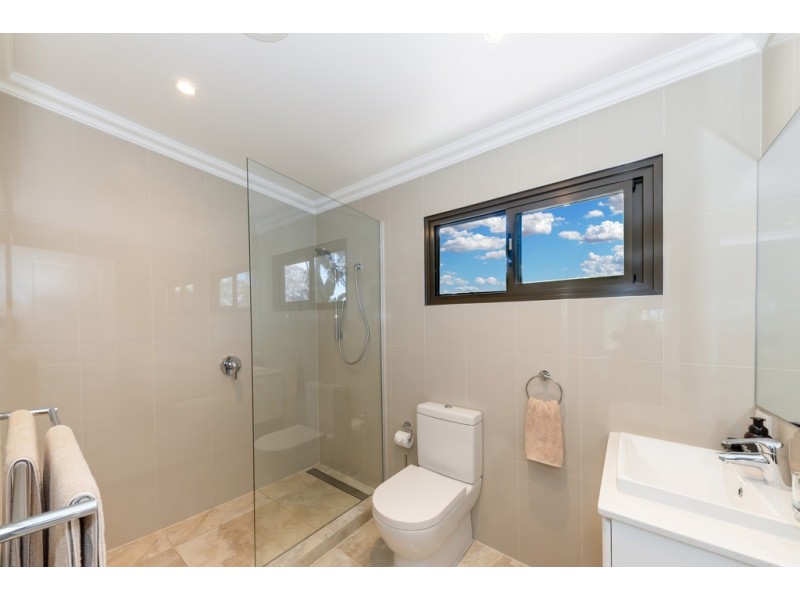 40 Vores Road, Whiteside QLD 4503