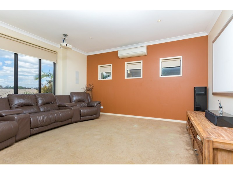 16 Norland Street, Warner QLD 4500