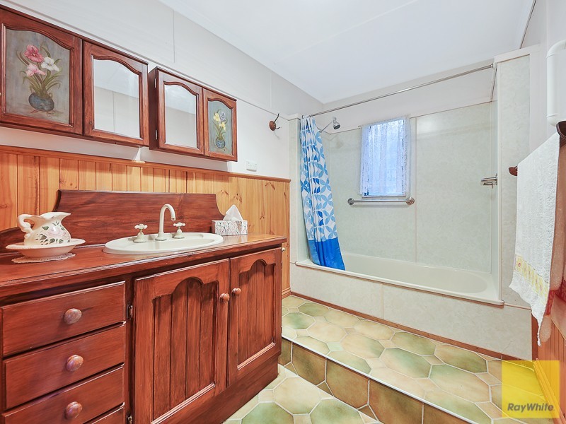 24 Lower Brighton Terrace, Sandgate QLD 4017