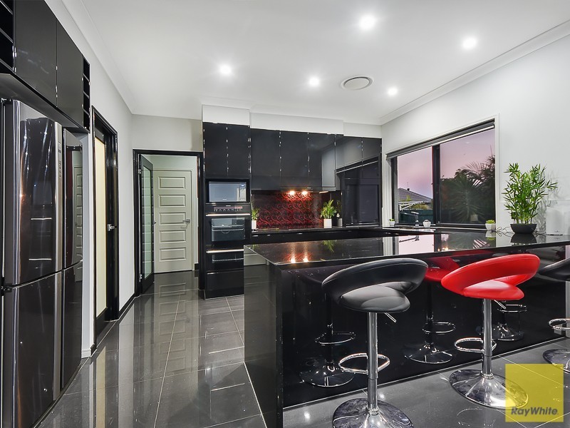 29 Rolland Parade, Warner QLD 4500