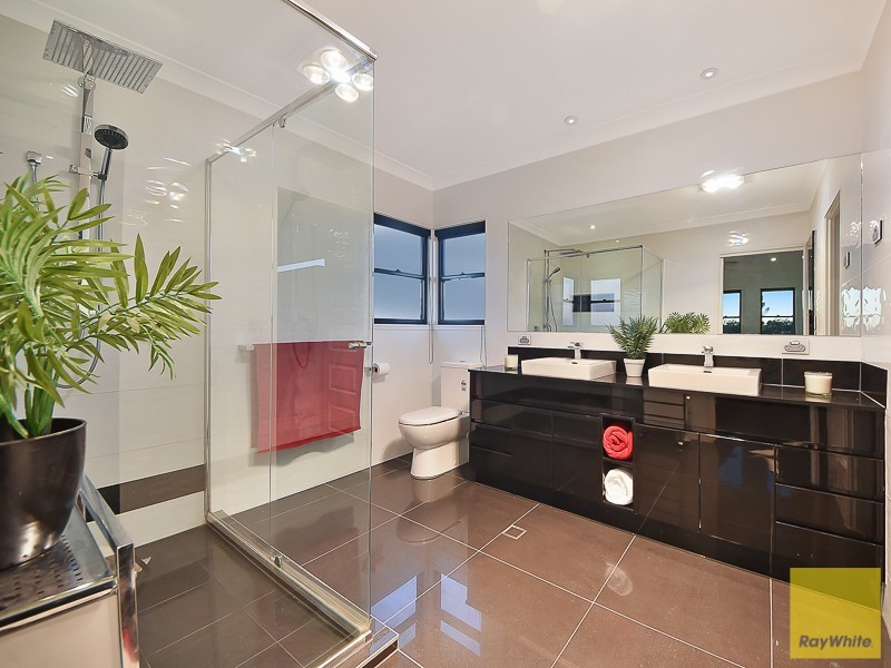 29 Rolland Parade, Warner QLD 4500