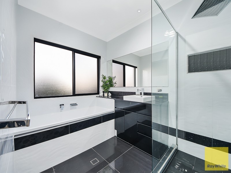 29 Rolland Parade, Warner QLD 4500