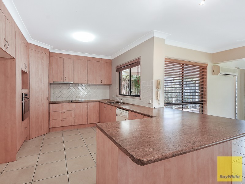 5 Chesterton Court, North Lakes QLD 4509