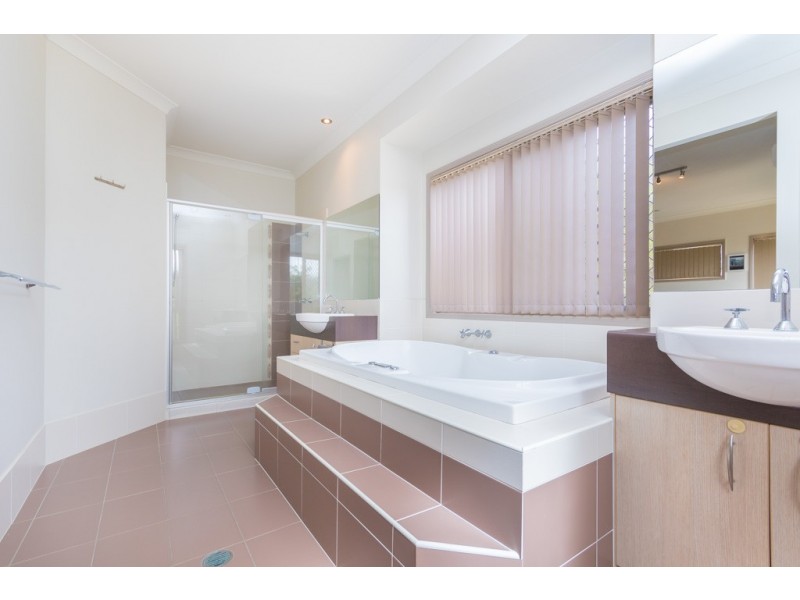 29 Sonata Drive, Warner QLD 4500