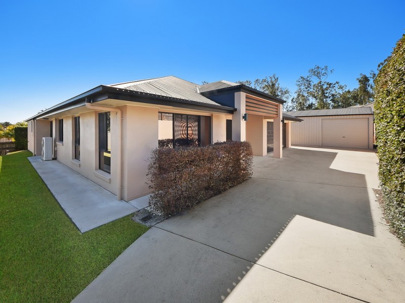 24 Sonata Drive, Warner QLD 4500