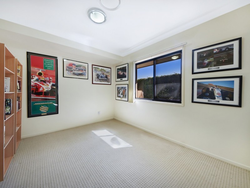 24 Sonata Drive, Warner QLD 4500