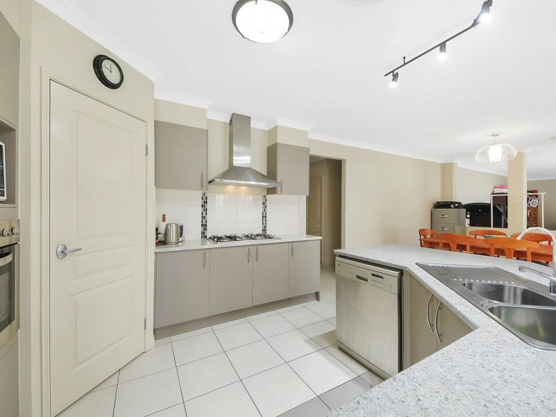 40 Lacewood Circuit, Warner QLD 4500