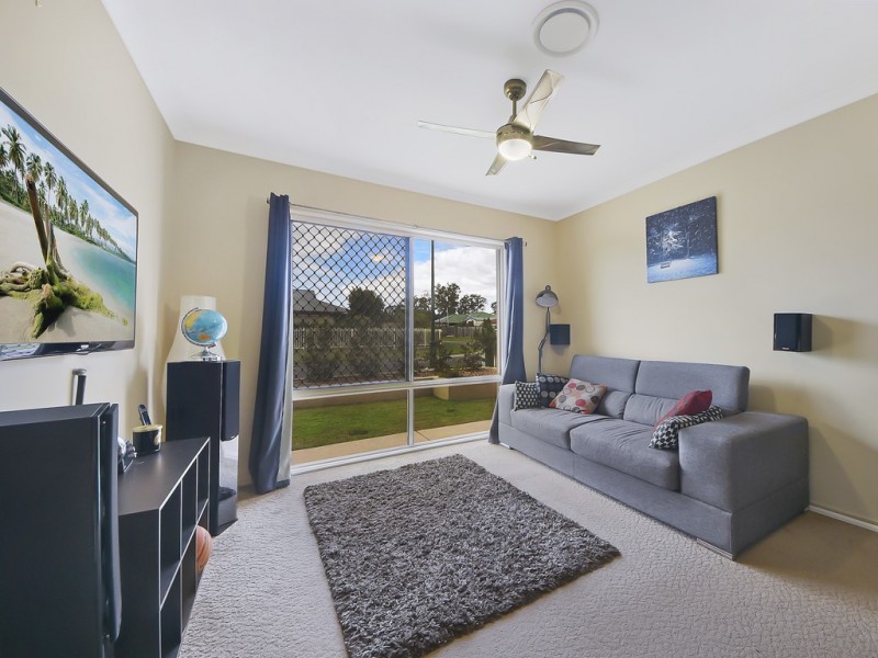 40 Lacewood Circuit, Warner QLD 4500