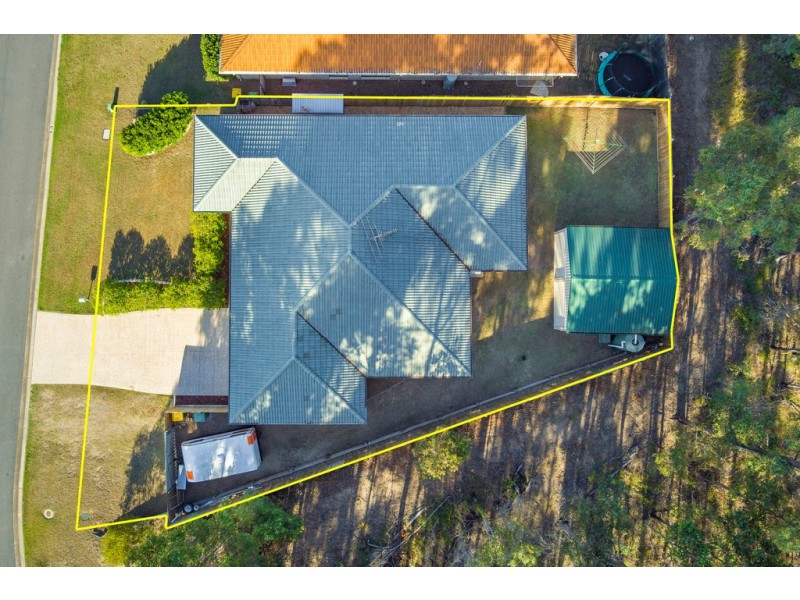 11 Sassafras Court, Warner QLD 4500