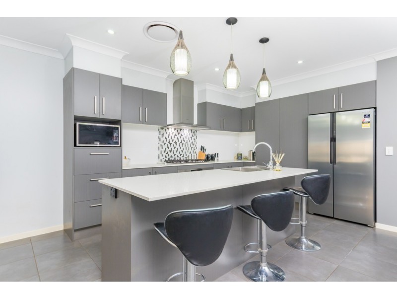 77 Cootharaba Crescent, Warner QLD 4500