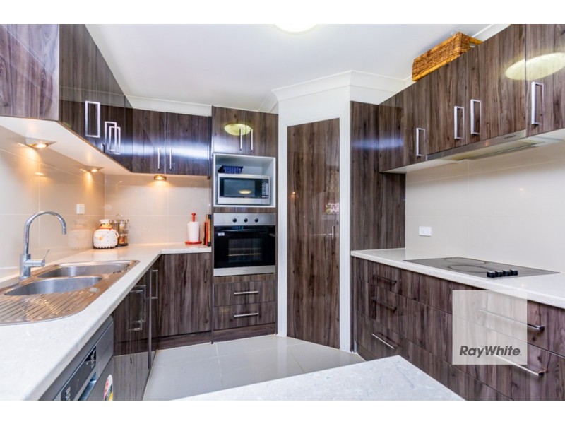 6 Paramount Drive, Warner QLD 4500