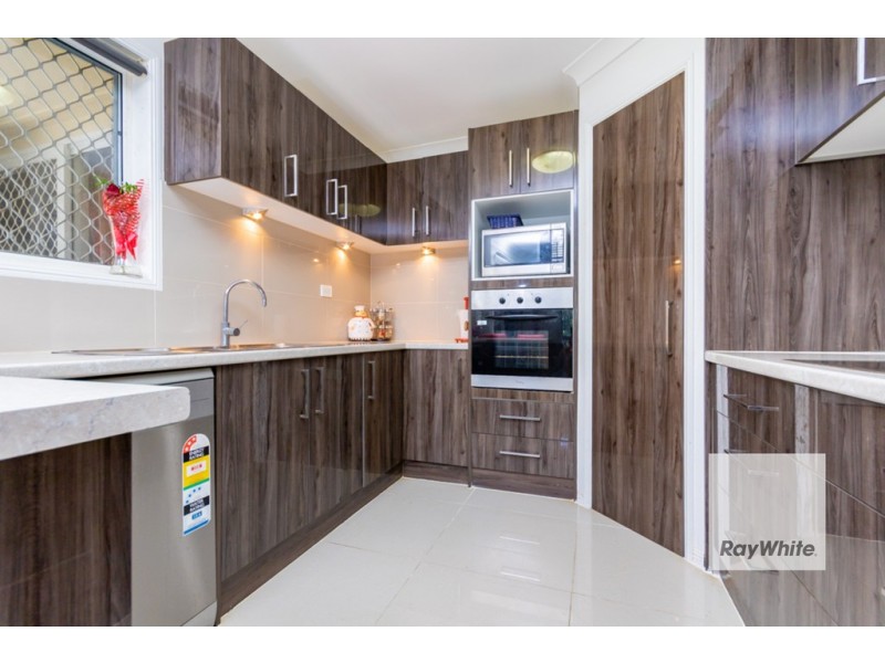 6 Paramount Drive, Warner QLD 4500