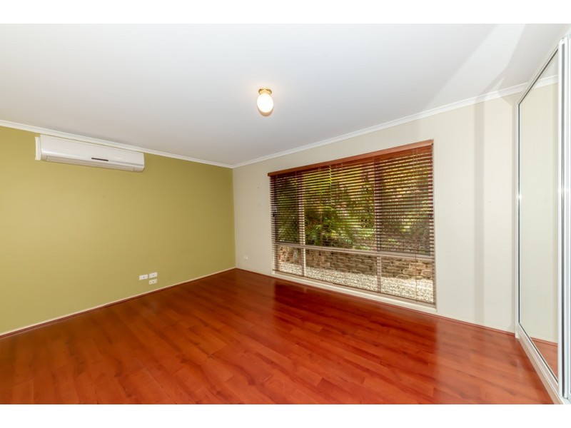 25 Newbury Crescent, Lawnton QLD 4501