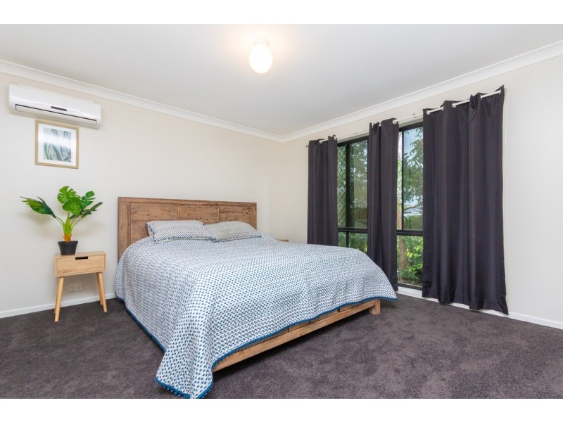 6 Sassafras Court, Warner QLD 4500