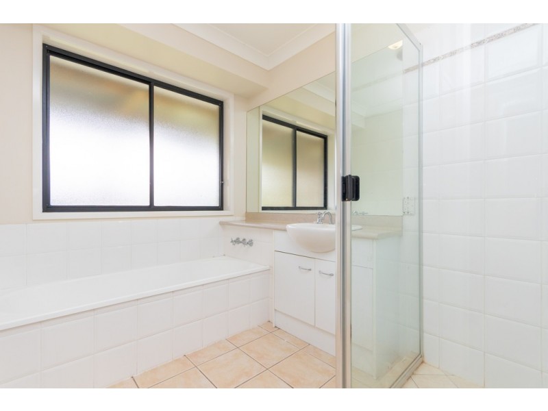 6 Sassafras Court, Warner QLD 4500