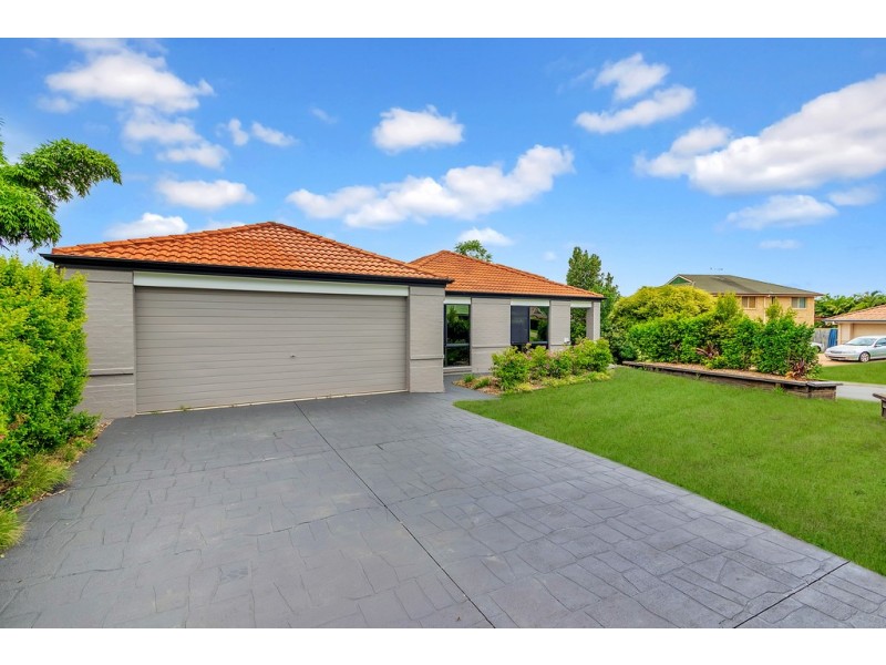 6 Sassafras Court, Warner QLD 4500