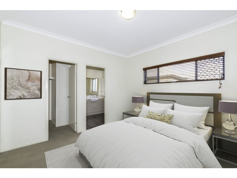 22 Ontario Drive, Warner QLD 4500