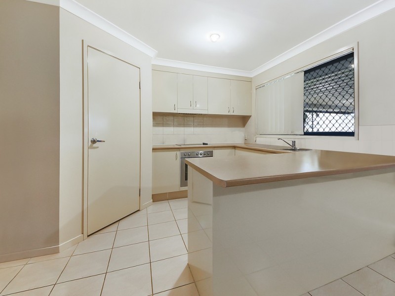 1 Brace Close, Bray Park QLD 4500