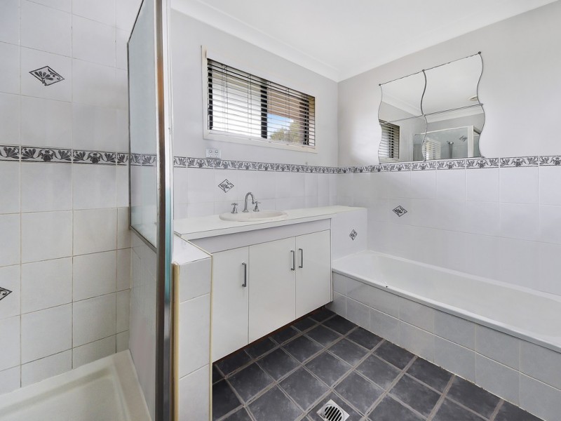 18 Gerbera Crescent, Strathpine QLD 4500