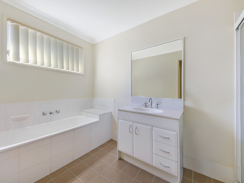 12 Corsair Circuit, Bray Park QLD 4500