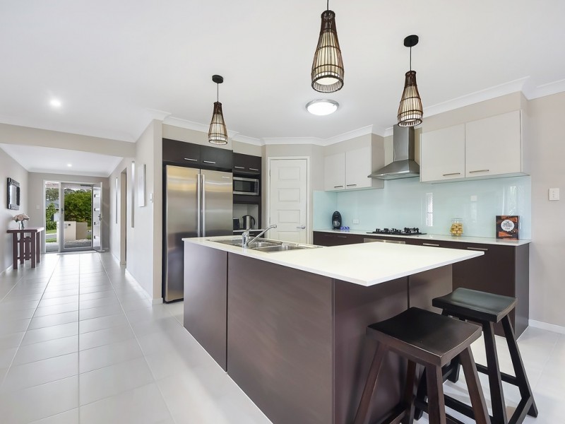 54 Solomon Parade, Warner QLD 4500