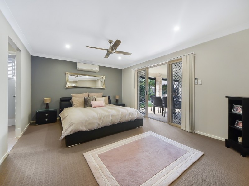 54 Solomon Parade, Warner QLD 4500