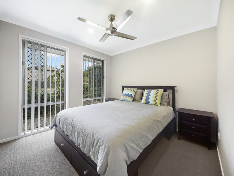 54 Solomon Parade, Warner QLD 4500