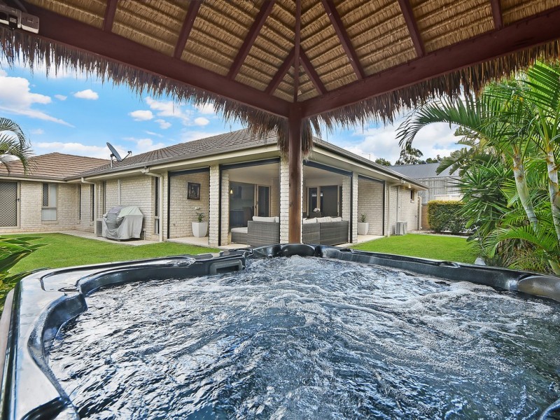 54 Solomon Parade, Warner QLD 4500