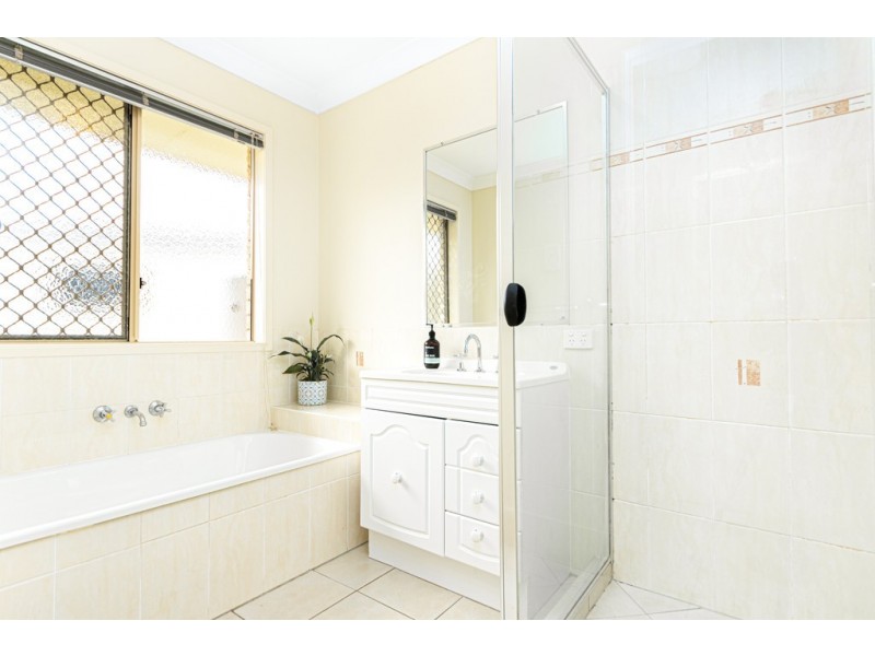 20 Brace Close, Bray Park QLD 4500