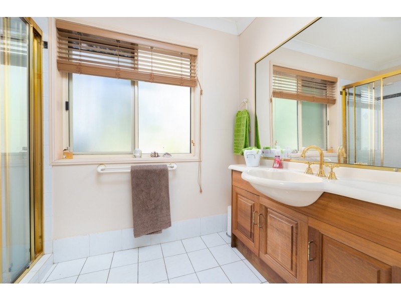 9 Quarrion Court, Warner QLD 4500