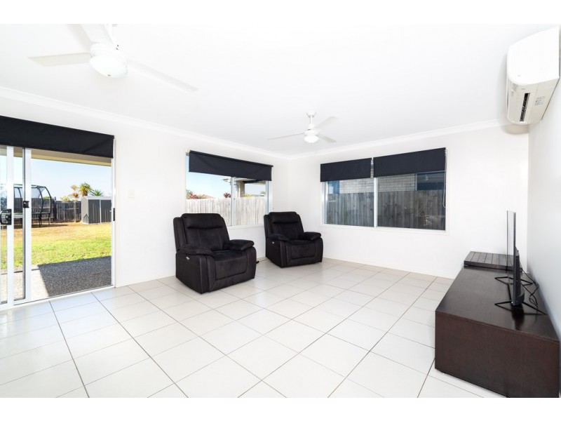 25 Daintree Circuit, North Lakes QLD 4509