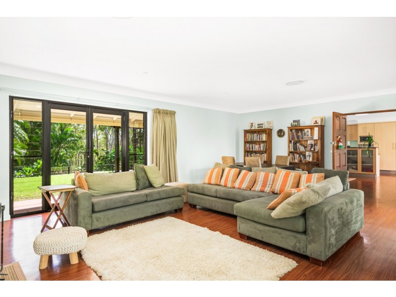 71 Whiteside Road, Whiteside QLD 4503