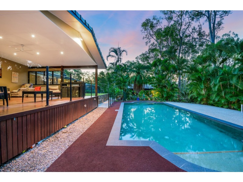 71 Whiteside Road, Whiteside QLD 4503