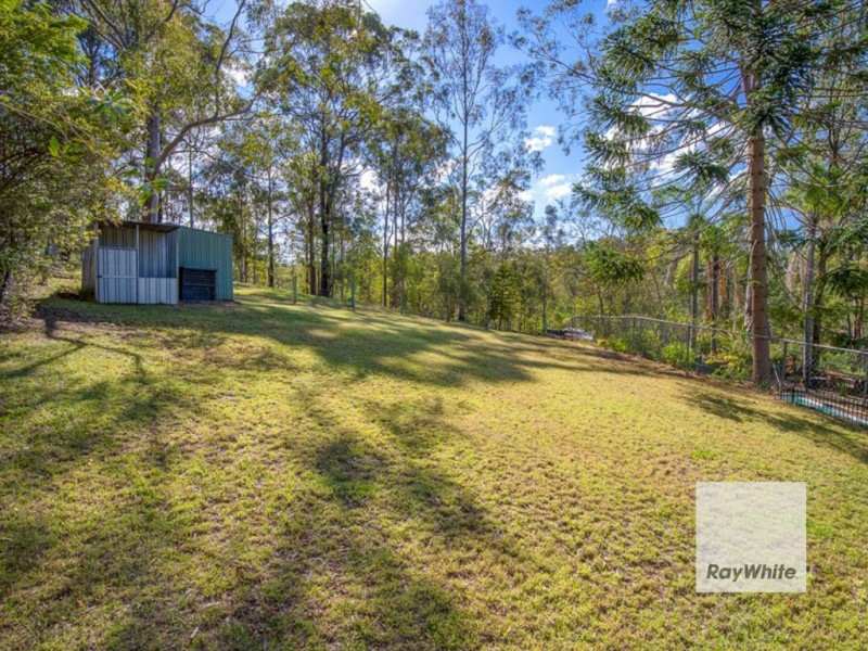 1 Eden Drive, Eatons Hill QLD 4037