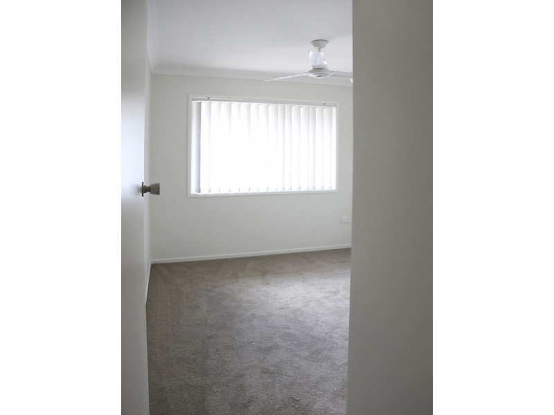 7 Reid Street, Petrie QLD 4502