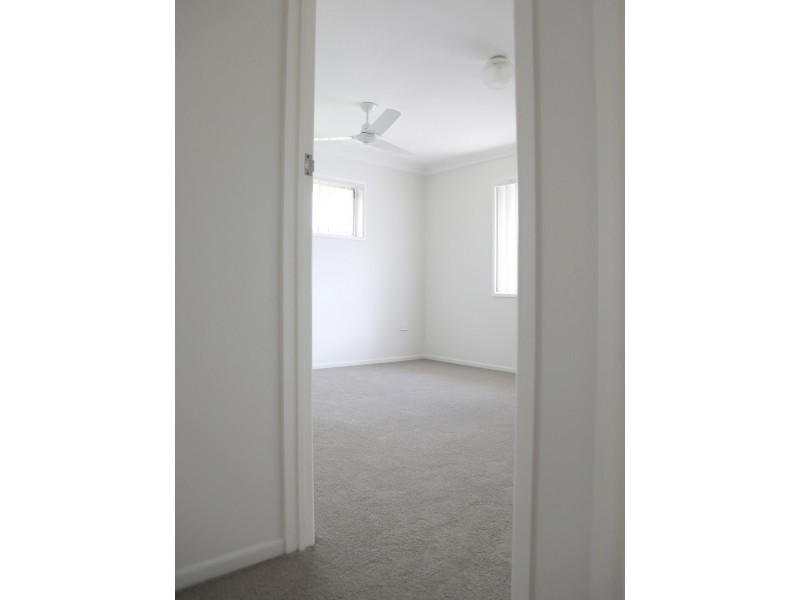 7 Reid Street, Petrie QLD 4502