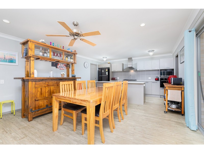 59 Carey Street, Warner QLD 4500